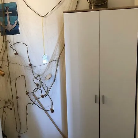 Apartman Emova プーラ
